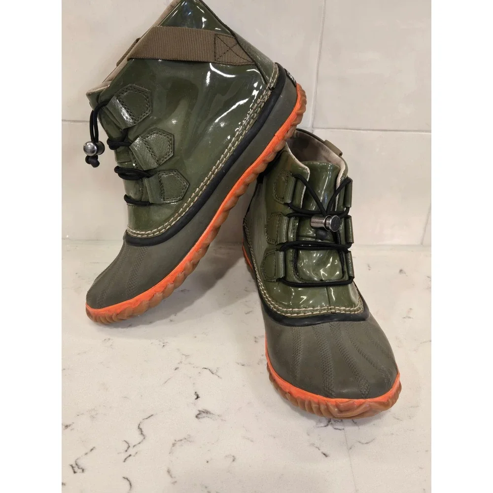 Sorel Out N About Rain Boots Waterproof Olive Green Orange  Womens 7.5